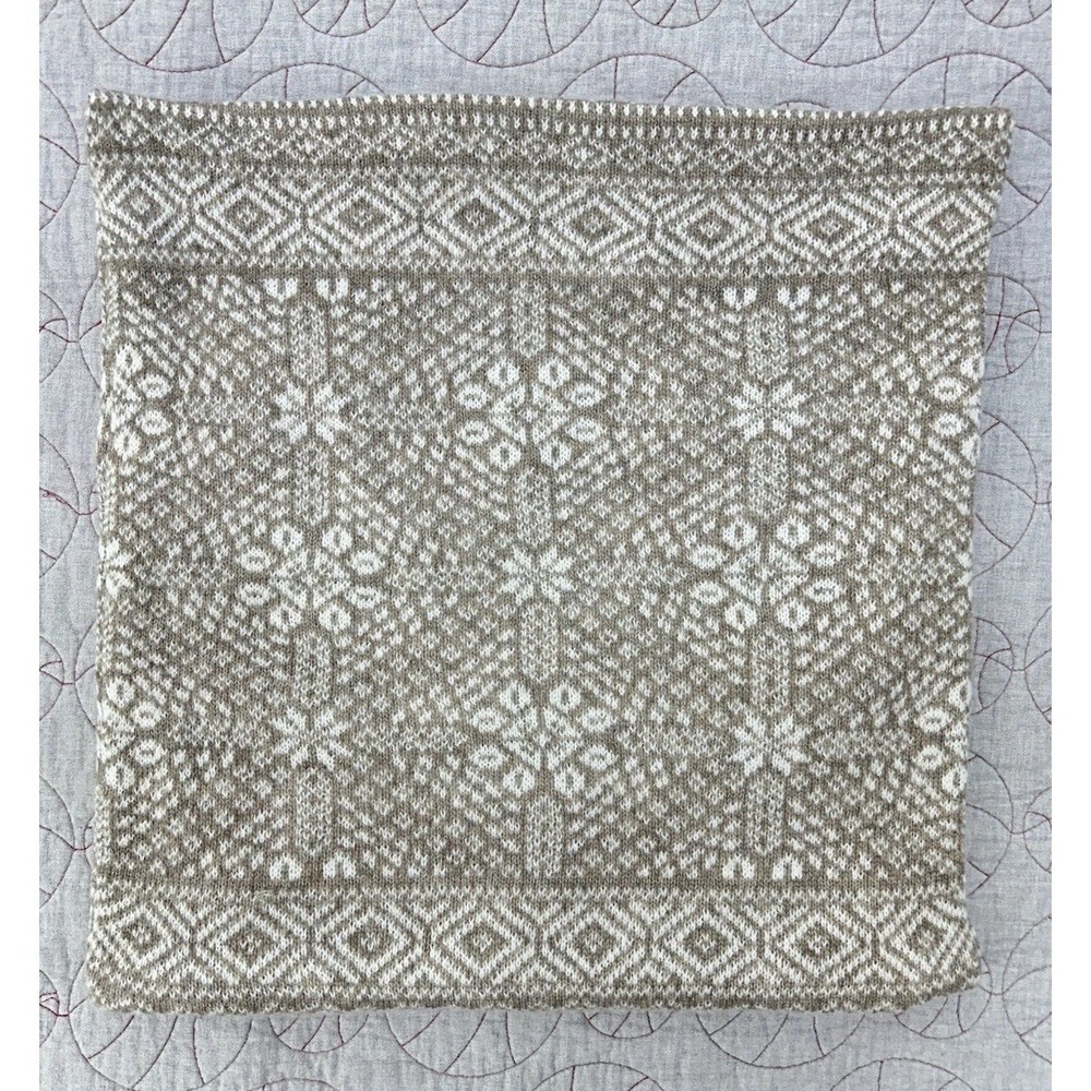 Pottery Barn Snowflake Fair Isle Knit Pillow Cover Square Throw‎ 20"